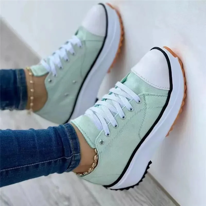 Women's Graphic Canvas Sneaker - Vans Shoes Old Skool recension och pris